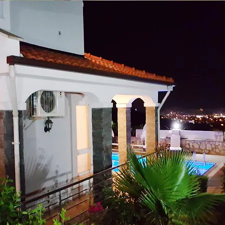 Villa Arnna *